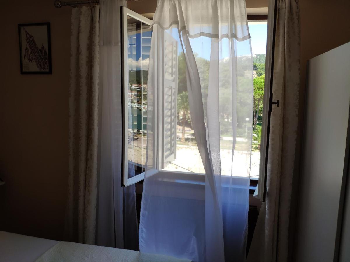 Rab-Centar Otel Rab Town Dış mekan fotoğraf