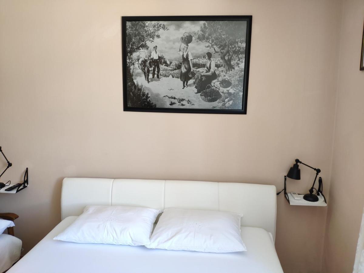 Rab-Centar Otel Rab Town Dış mekan fotoğraf